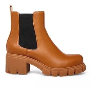 madden girl tessa chelsea boot